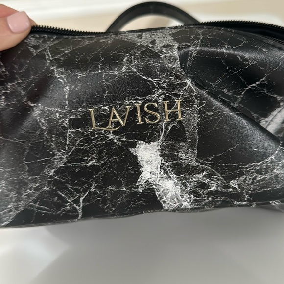 Black and white marble print travel, make up bag great for vacation or anytime - Picture 1 of 4